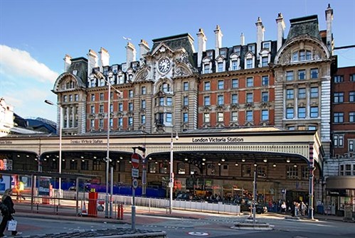 victoria station